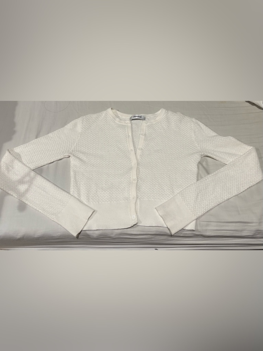GUIZIO - White Viola Cardigan - Picture 4 of 4